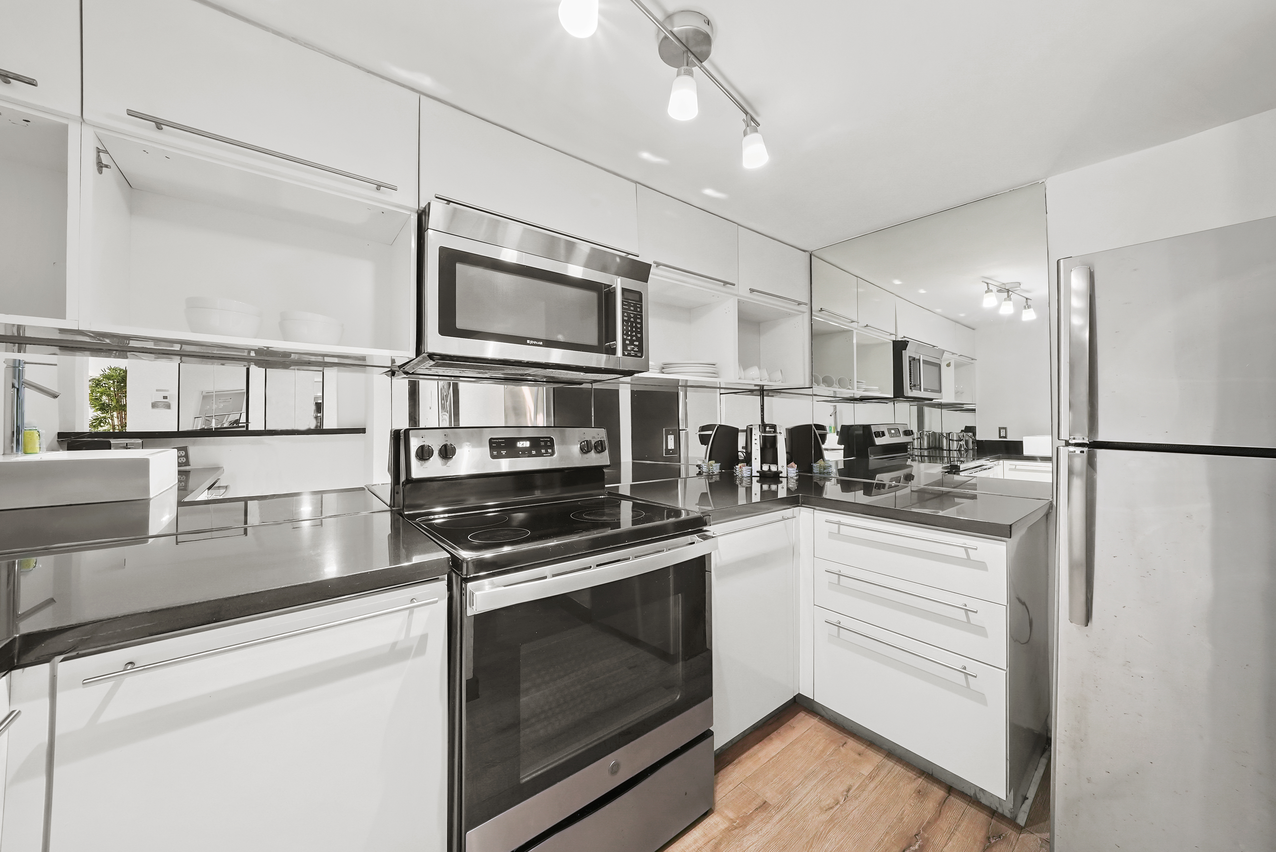 Metropole Suites South Beach — photo 19 of 60